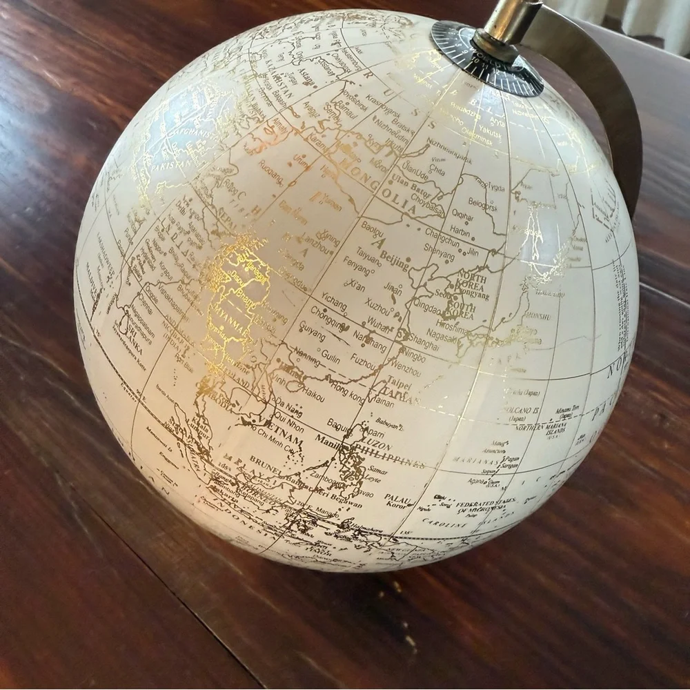 Vintage White Gold World Globe Brass Base 12” EUC - Picture 4 of 7